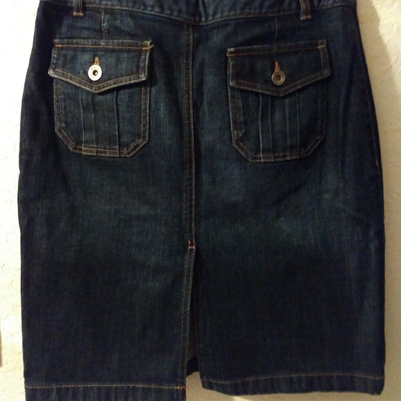 Banana Republic Jean skirt - Picture 1 of 4